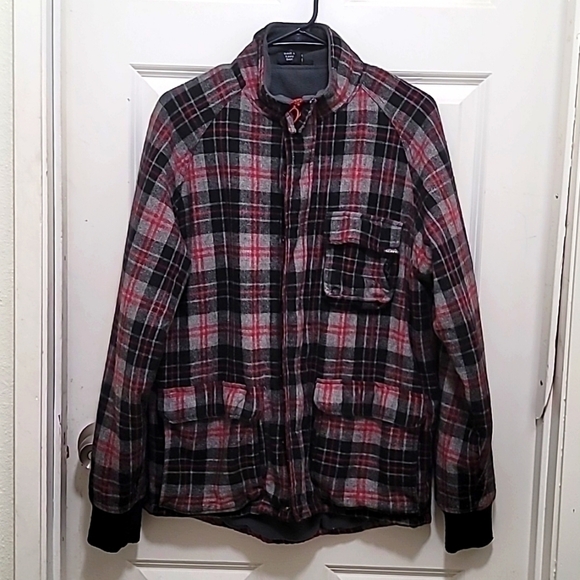 KAVU MEN'S  COAT WOOL PLAID OUTSIDE  AND FLEECE  INSIDE GRAY/RED SIZE  MEDIUM - Picture 1 of 10